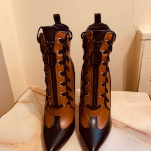 AZALEA WANG Inherit The Crown Lace Up Boots - Picture 6 of 13